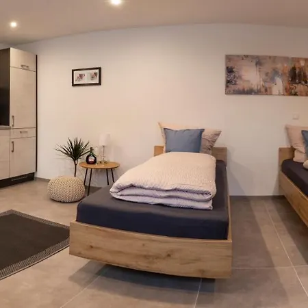 Alte Raiffeisenkasse Apartmán *