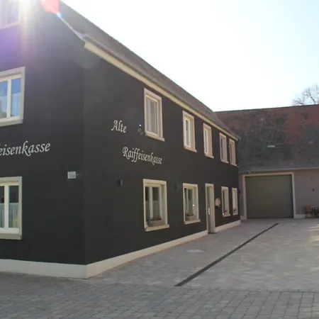 Apartment Alte Raiffeisenkasse *